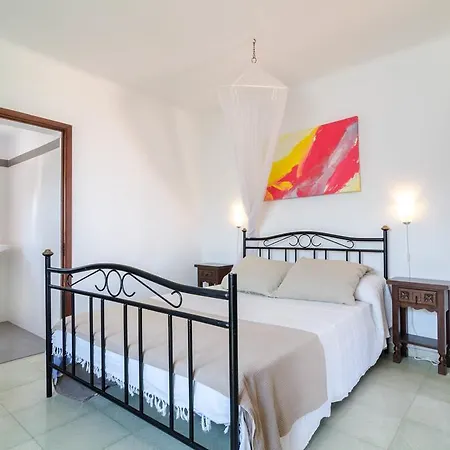 Villa Cala Esmeralda *
