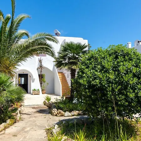 Villa Cala Esmeralda *